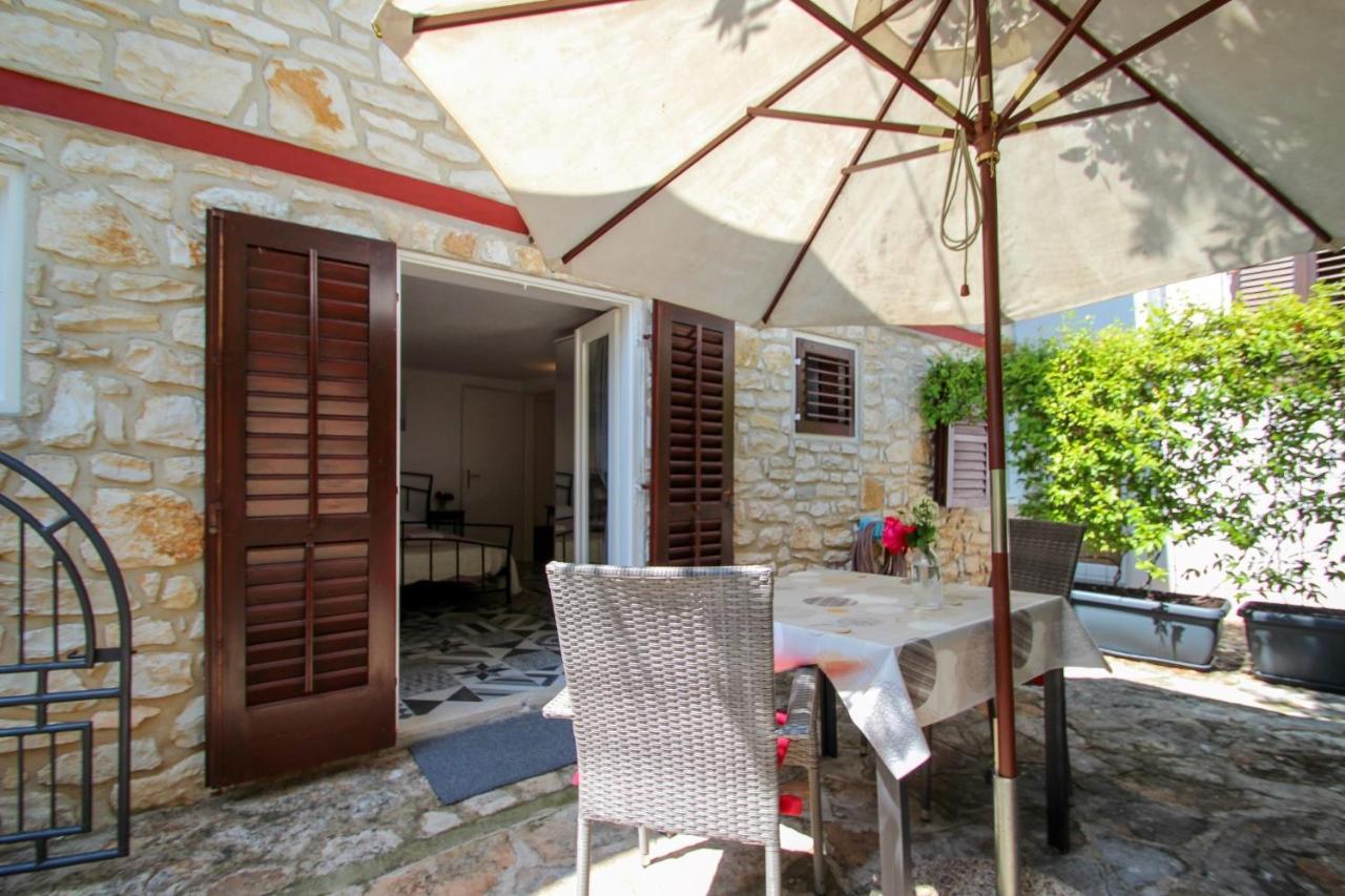 Carla Guest House Novigrad Istria 외부 사진
